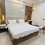 Leisure Homes