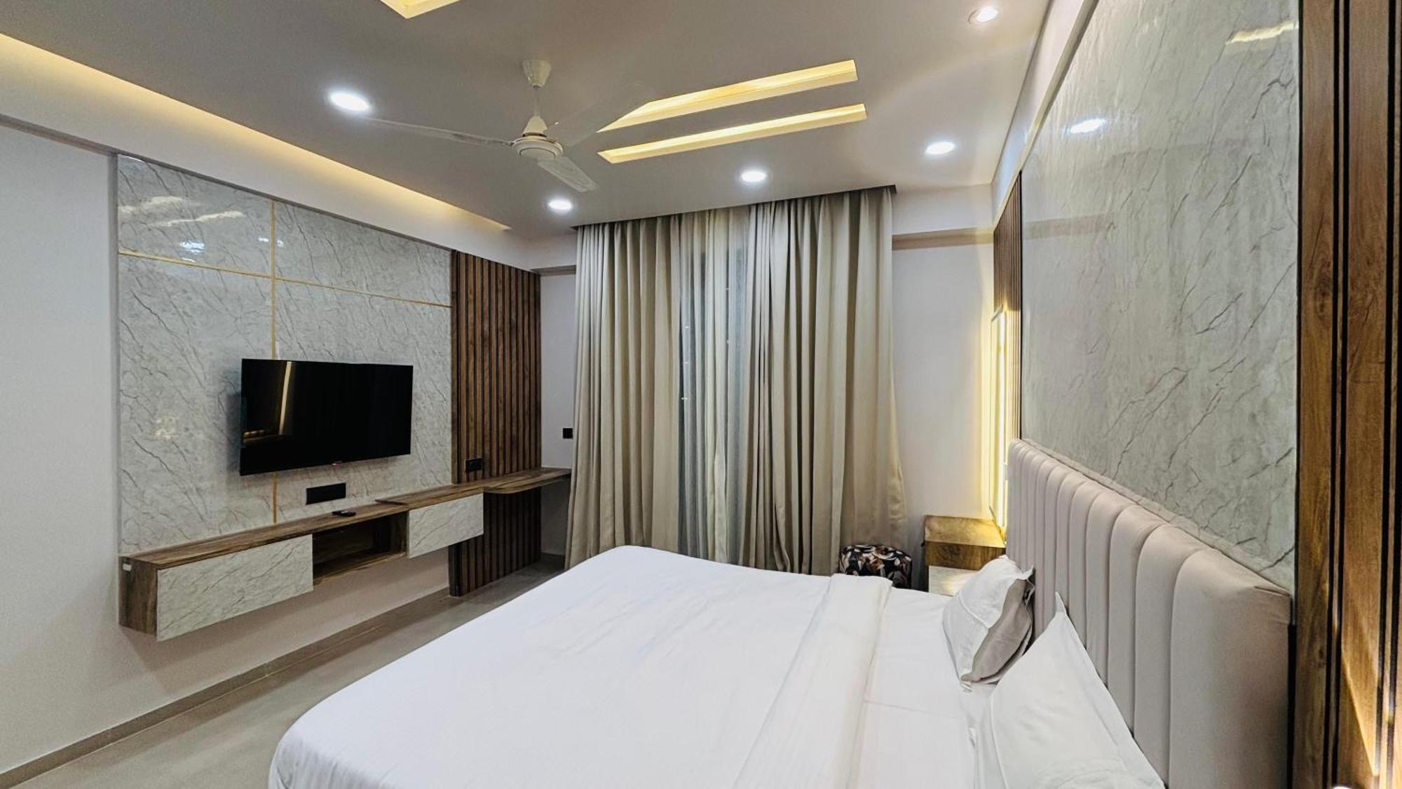 Leisure Homes Lucknow